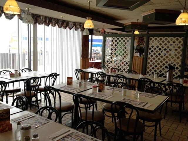 Kc'S Country Inn Vars Екстер'єр фото