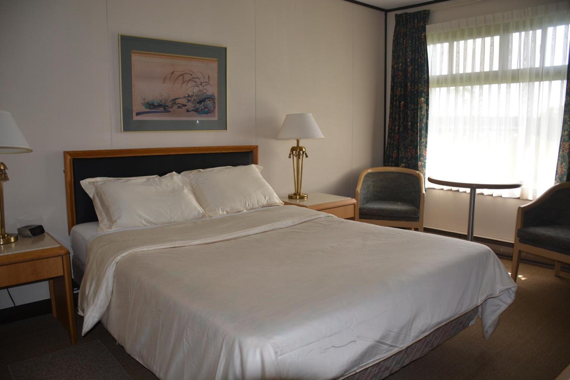 Kc'S Country Inn Vars Екстер'єр фото